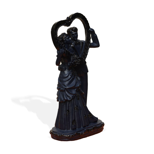 Romantic Wedding Couple Figurine
