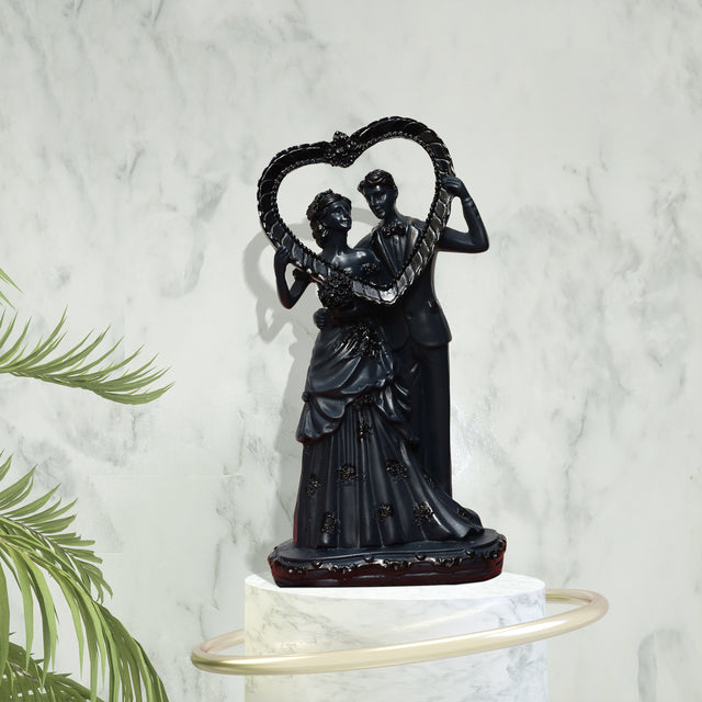 Romantic Wedding Couple Figurine