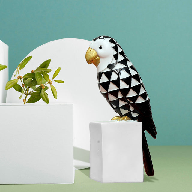 Geometric Parrot Sculpture